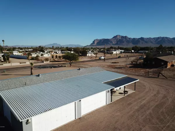 Apache Junction, AZ 85119,525 E 26TH Avenue