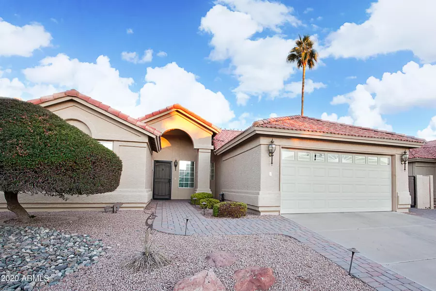 26637 S MOONSHADOW Drive, Sun Lakes, AZ 85248