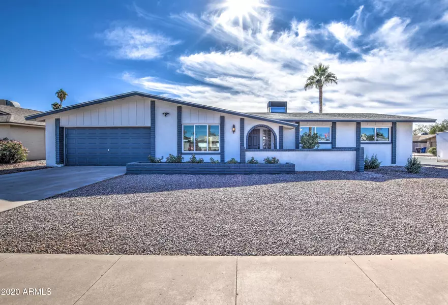 2147 W DE PALMA Circle, Mesa, AZ 85202