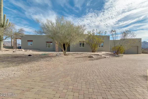 40141 N OLD STAGE Road, Cave Creek, AZ 85331