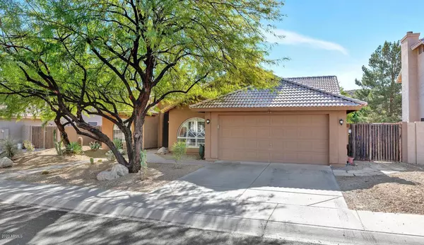 Phoenix, AZ 85048,913 E VERBENA Drive