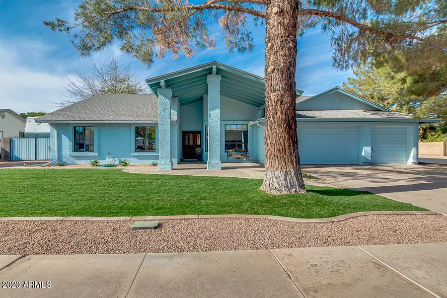 608 S 31ST Circle, Mesa, AZ 85204