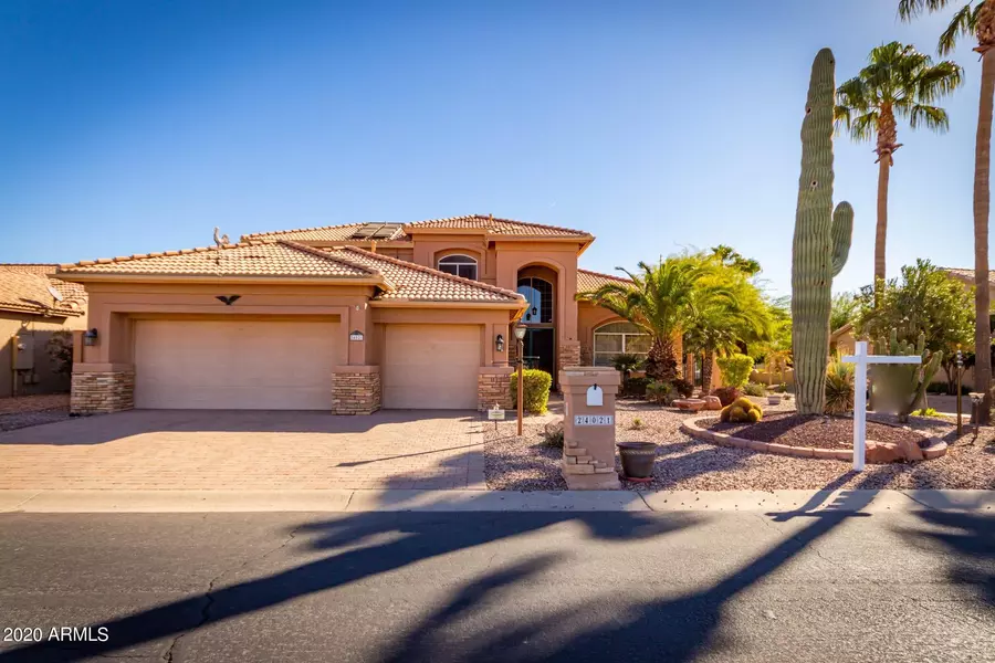 24021 S STARCREST Drive, Sun Lakes, AZ 85248