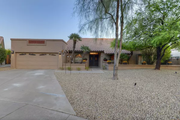 Scottsdale, AZ 85258,8689 E THOROUGHBRED Trail