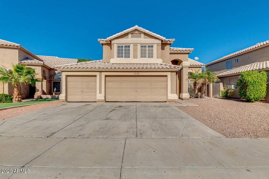 1550 W PACIFIC Drive, Gilbert, AZ 85233