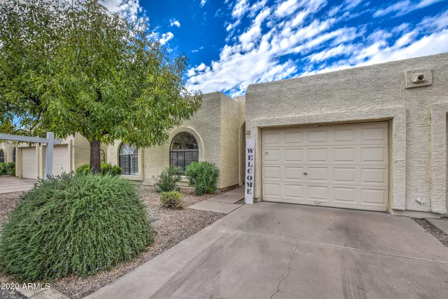 446 S Greenside Court, Mesa, AZ 85208