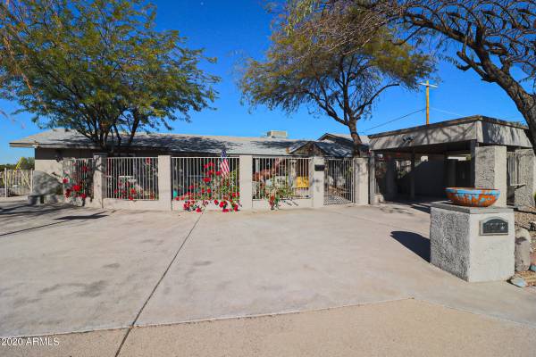 Phoenix, AZ 85022,1602 E AIRE LIBRE Avenue