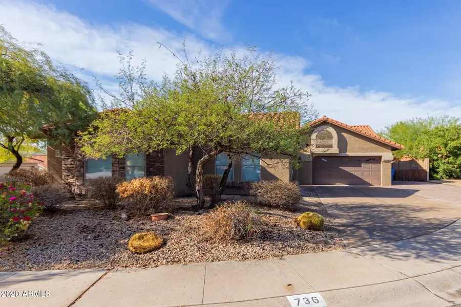 736 E BRAEBURN Drive, Phoenix, AZ 85022