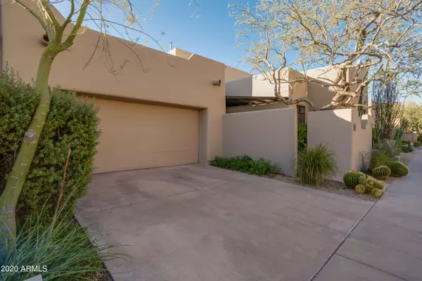 Scottsdale, AZ 85251,6711 E CAMELBACK Road #72