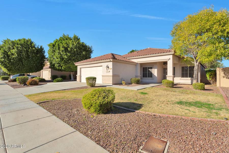 7458 W MOHAWK Lane, Glendale, AZ 85308