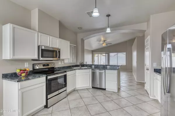 Peoria, AZ 85345,8618 W CHERRY HILLS Drive