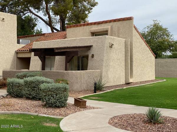 Scottsdale, AZ 85258,7341 N VIA CAMELLO DEL NORTE -- #126