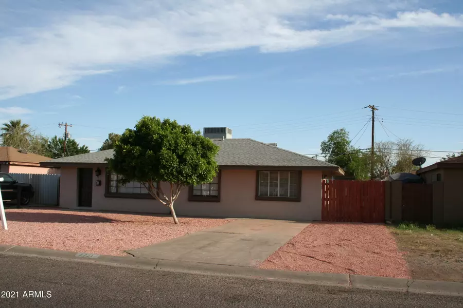 2731 W HIGHLAND Avenue, Phoenix, AZ 85017