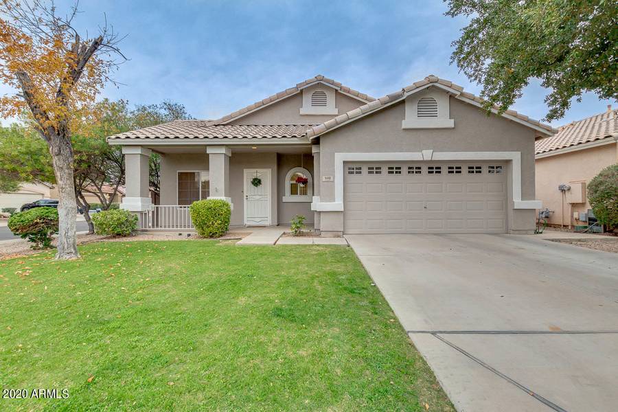 948 W PINON Avenue, Gilbert, AZ 85233