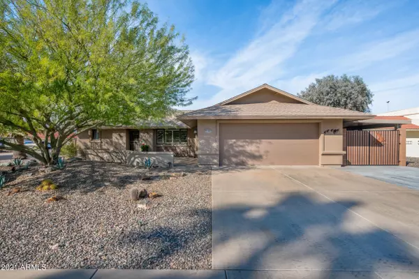 21002 N TOTEM Drive, Sun City West, AZ 85375