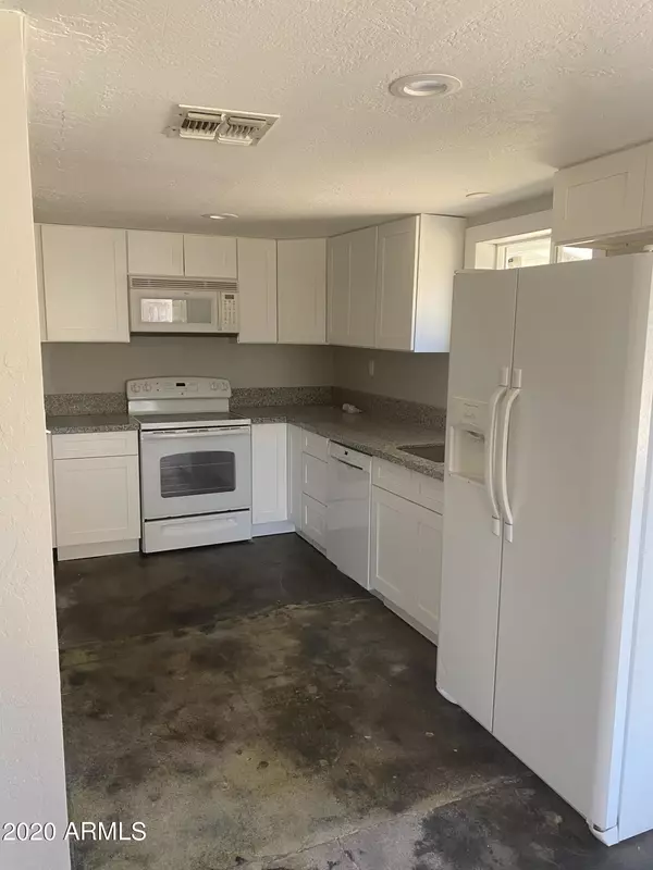 Superior, AZ 85173,938 S CHURCH Avenue