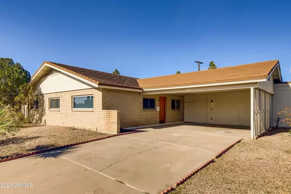 942 W MCLELLAN Road, Mesa, AZ 85201