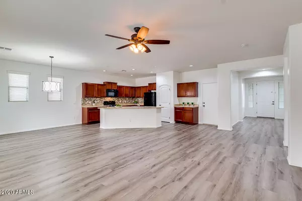 Chandler, AZ 85248,122 W ASTER Drive