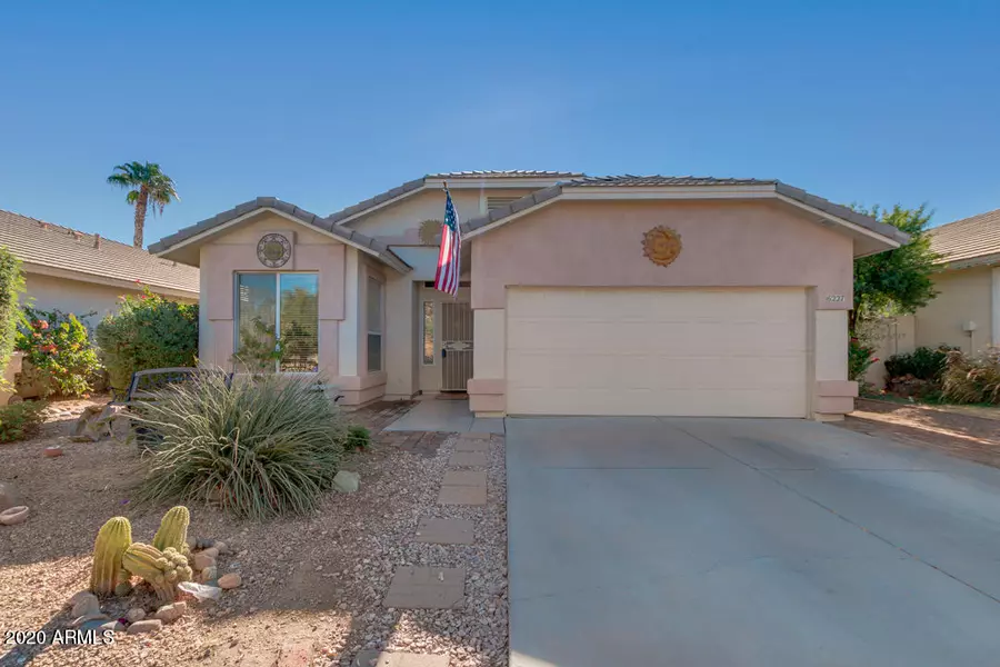 6227 W NAVAJO Drive, Glendale, AZ 85302