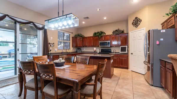 Mesa, AZ 85209,9937 E MEDINA Avenue