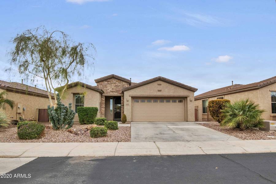 4585 E DONATO Drive, Gilbert, AZ 85298