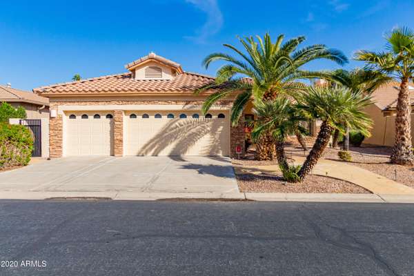 Sun Lakes, AZ 85248,24211 S Lakeway Circle NE