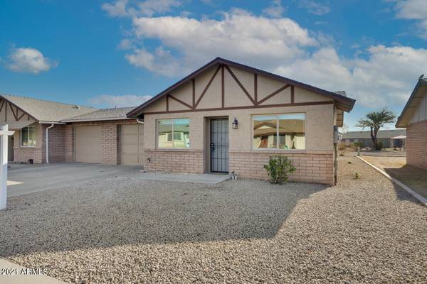 Peoria, AZ 85345,10021 N 97TH Avenue #B