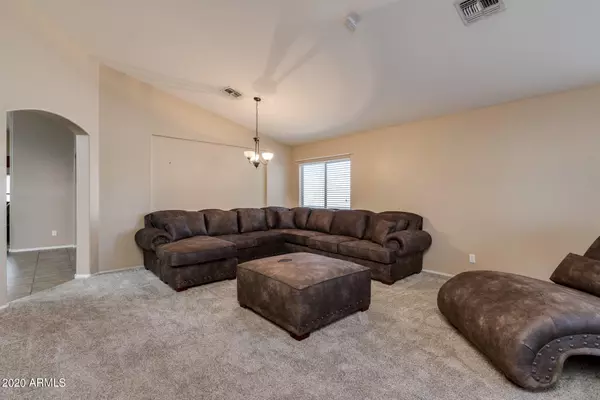 Tolleson, AZ 85353,8609 W MAGNOLIA Street