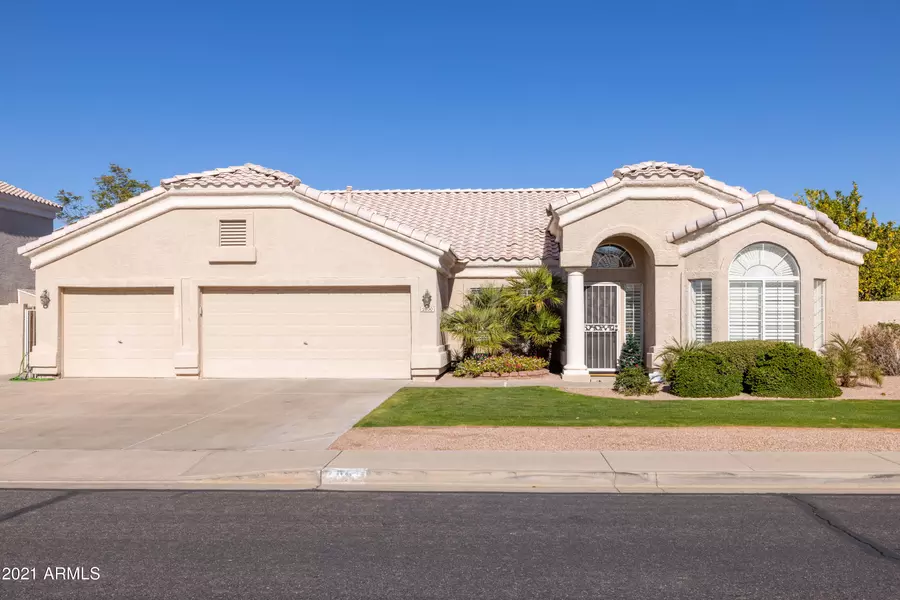 2830 E FAIRFIELD Street, Mesa, AZ 85213