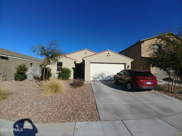 550 W TALLULA Trail, San Tan Valley, AZ 85140