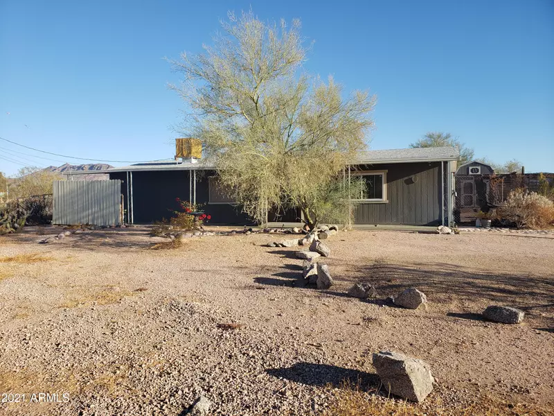 1180 W TEPEE Street, Apache Junction, AZ 85120