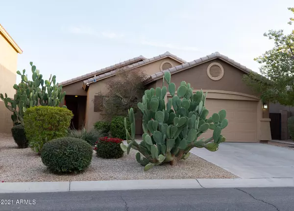 99 W HAYDEN PARK Road, San Tan Valley, AZ 85143