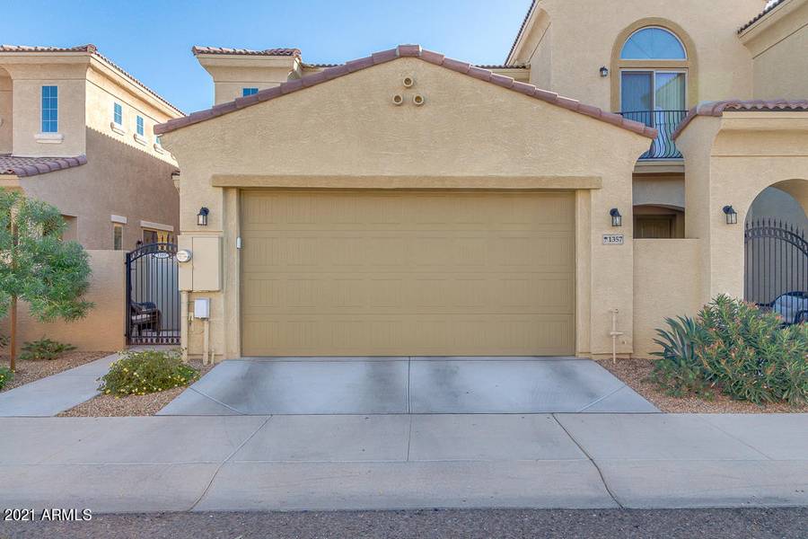 1367 S COUNTRY CLUB Drive #1357, Mesa, AZ 85210