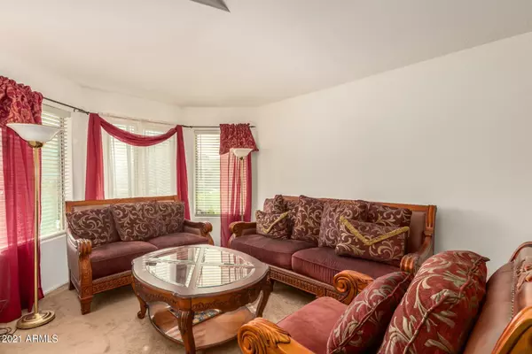 Tolleson, AZ 85353,9208 W GLOBE Avenue