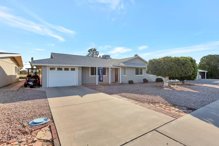 11449 N COGGINS Drive, Sun City, AZ 85351
