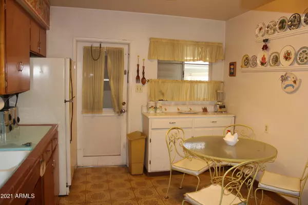 Phoenix, AZ 85018,3501 E COOLIDGE Street