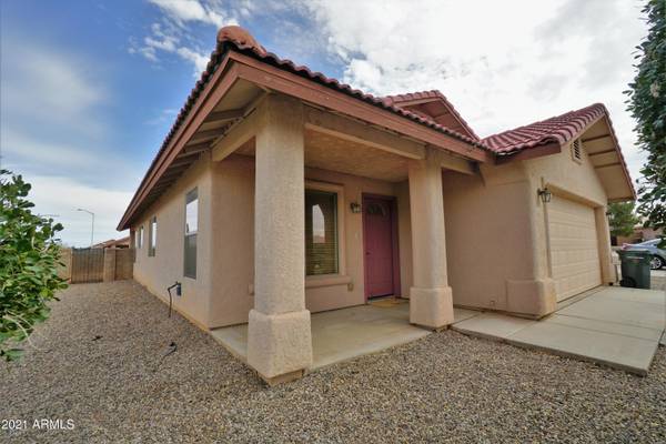 Sierra Vista, AZ 85635,845 KAYENTA Court