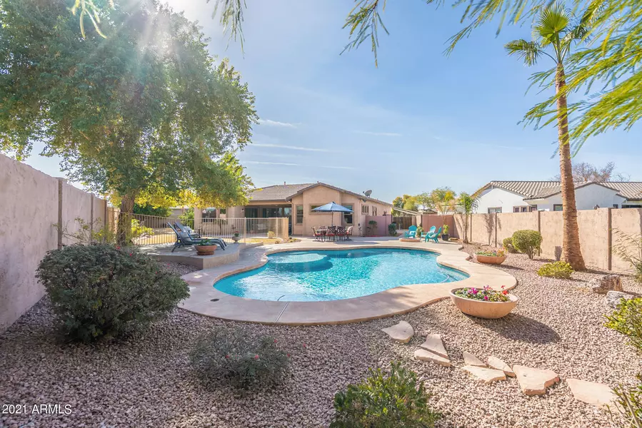 5639 S FOUR PEAKS Place, Chandler, AZ 85249