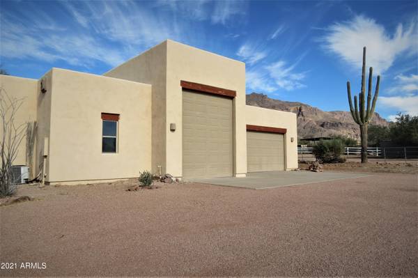 Gold Canyon, AZ 85118,10318 E RUNNING WATER Drive #10318