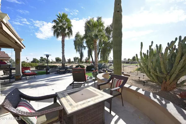 15861 W JOSHUA TREE Drive, Surprise, AZ 85374