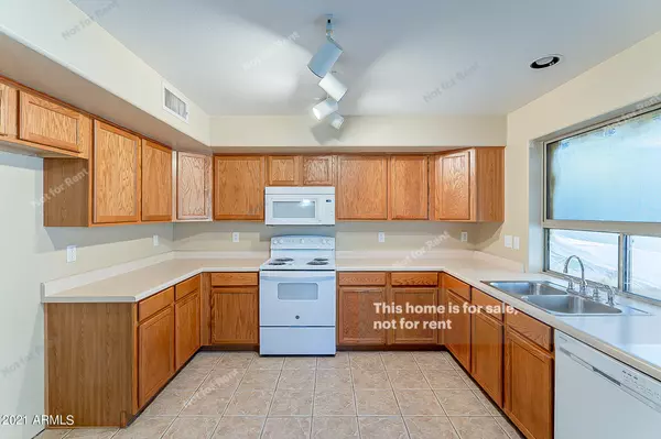 Phoenix, AZ 85085,2348 W WHITE FEATHER Lane