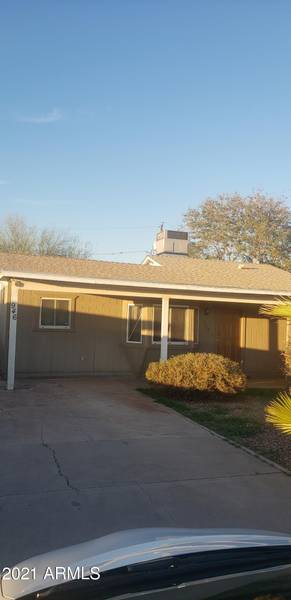 946 E TEMPE Drive, Tempe, AZ 85288