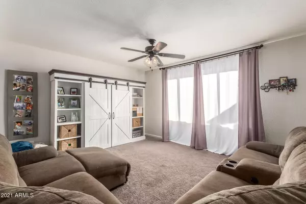 Glendale, AZ 85308,3724 W HELENA Drive