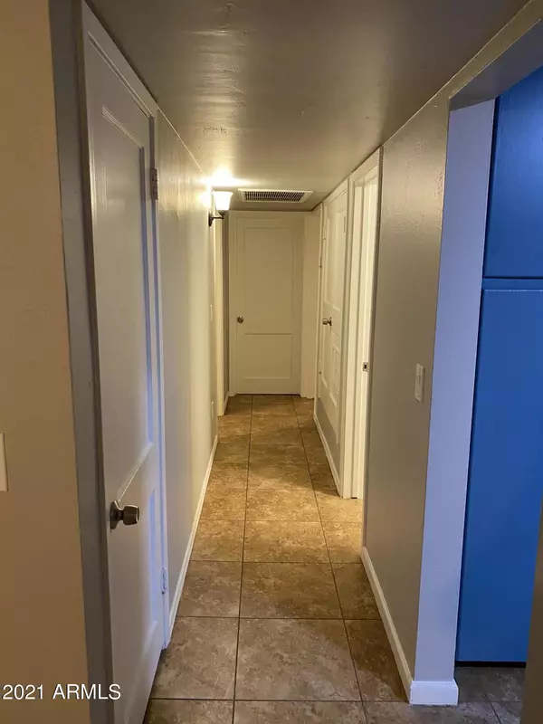 Phoenix, AZ 85009,1032 N 27th Drive