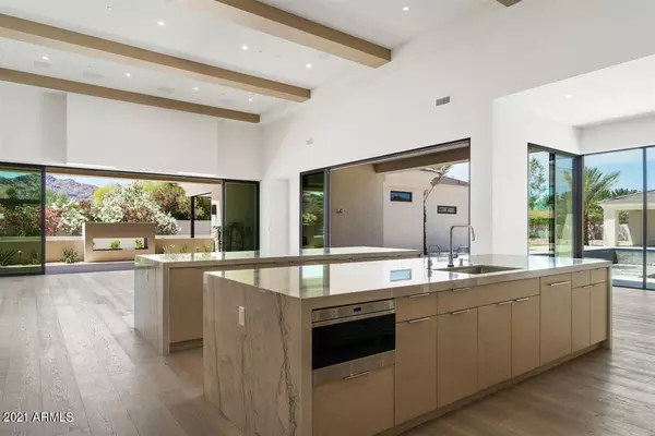 Paradise Valley, AZ 85253,6830 E HUMMINGBIRD Lane