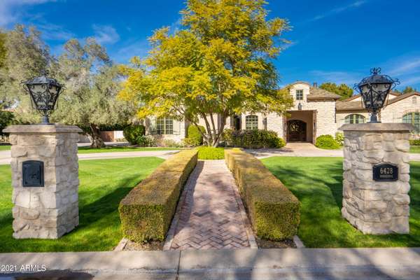 Paradise Valley, AZ 85253,6428 E Horseshoe Road