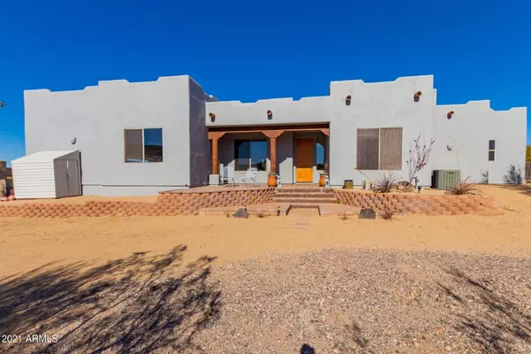 44805 N 11TH Place, New River, AZ 85087