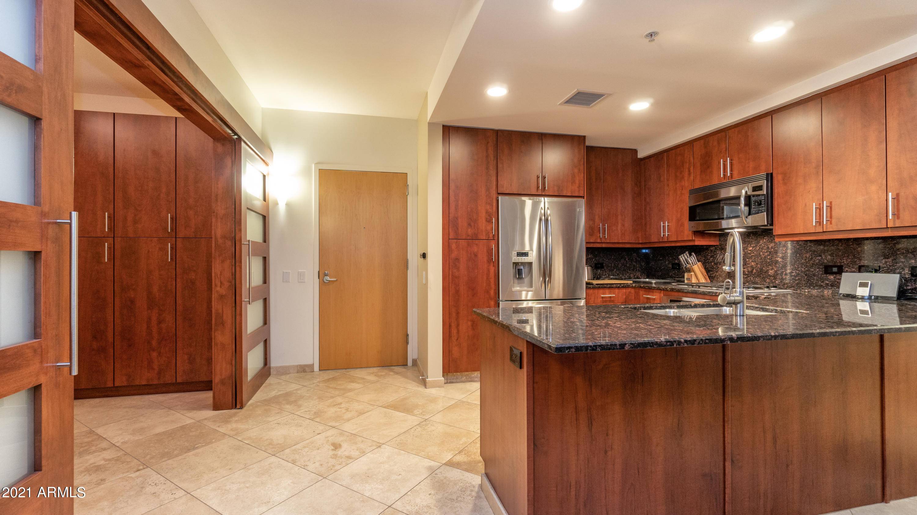 Scottsdale, AZ 85251,7167 E RANCHO VISTA Drive #2007
