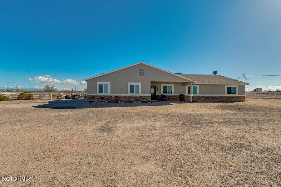 11653 N MIRACLE Lane, Florence, AZ 85132