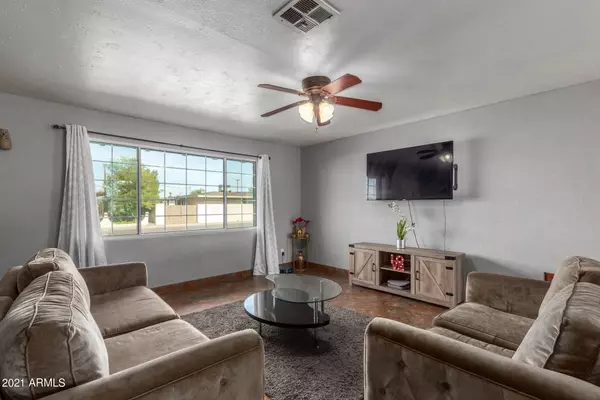 Phoenix, AZ 85031,5625 W HIGHLAND Avenue